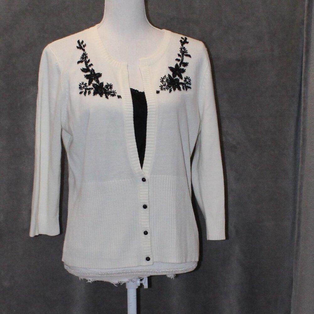 Requirements Cream Beaded Sweater with Built In Cami Size Large